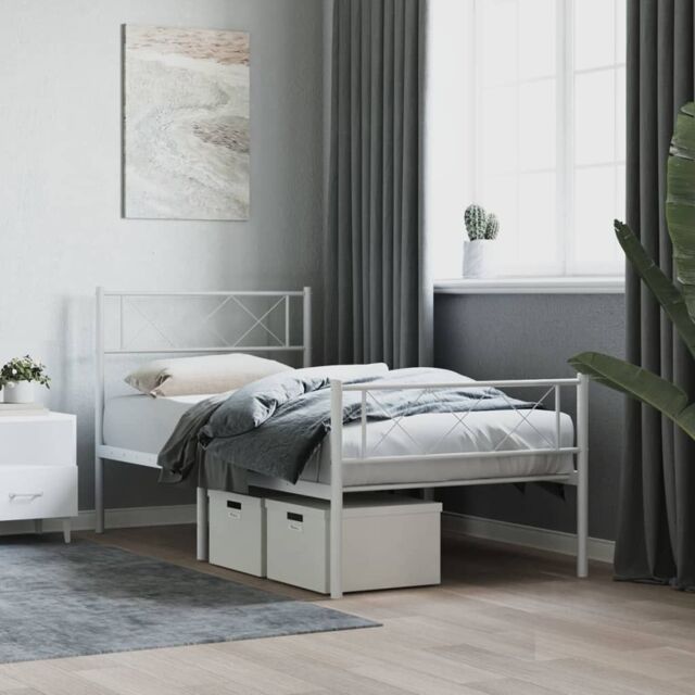 Berkfield Home Metal Bed Frame with Headboard & Footboard White 107x203 cm - image 1