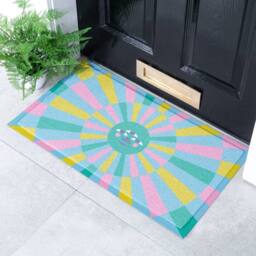 Artsy Mats Elizabeth Olwen Blue Sun Face Indoor/Outdoor Doormat (70x40cm) - Size: 40 cm x 70 cm - thumbnail 1
