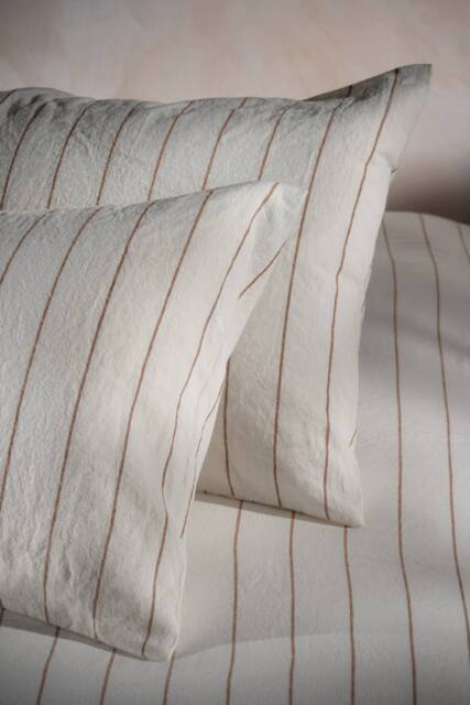 Soak&Sleep White/Burnt Orange Pinstripe Linen/Cotton Housewife Pillowcase Pair in White - Size: Super King - image 1