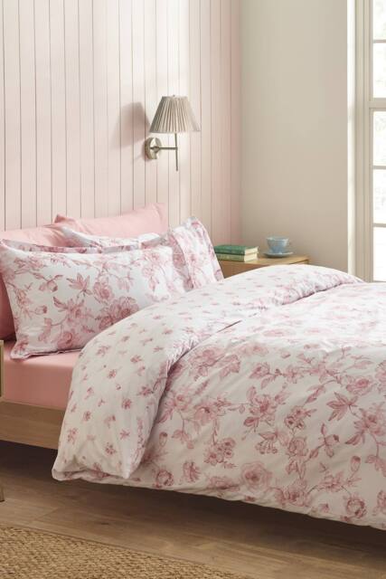Catherine Lansfield 'Mirabelle Floral' Reversible Duvet Cover Set in Pink - Size: Double - image 1