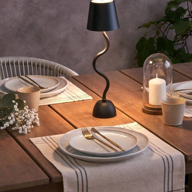 Wyld and Coco Table Lamp - Black Wireless Charging Touch Dimmer USB Port - image 1