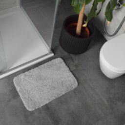 Allure Bath Fashions Shaggy Microfibre Non Slip Bath Mat 40 x 60cm in Light Grey - Size: 40 x 60 cm - thumbnail 3