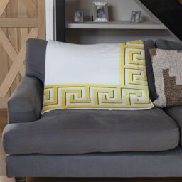 Benjamin Tate Design Golden Greek Ornamental Frame Blanket in Natural - Size: 120 cm x 150 cm - thumbnail 2