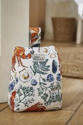 Ulster Weavers Shellfish Animal Print 100% Cotton Fabric Doorstop in Green - thumbnail 2