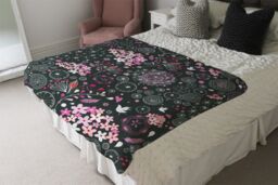 Benjamin Tate Design Different Flowers Shapes & Birds Blanket in Natural - Size: 120 cm x 150 cm - thumbnail 3