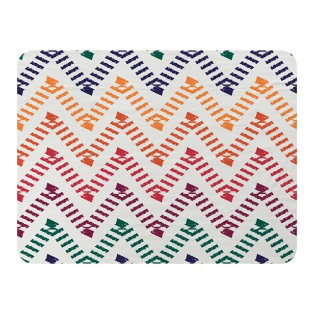 Benjamin Tate Design Freehand Horizontal Zigzag & Chevron Stripes Blanket in Natural - Size: 120 cm x 150 cm - image 1