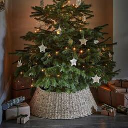 Ivyline Seagrass Round Foldable Tree Skirt H26cm W62cm in Natural - thumbnail 2