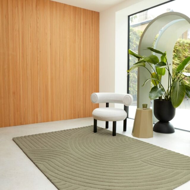 The Rug Shop UK Green Handmade Wool Modern Geometric Easy To Clean Area Rug - Size: 200 cm x 290 cm - image 1