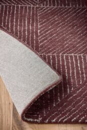 Origin Geometric Berry in Burgundy - Size: 80 cm x 150 cm - thumbnail 4