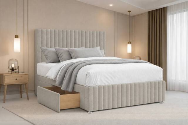 "Chester & Oakley Ravello Plush Divan 2 Drawers Right Side 12""Footboard 26""Headboard in Cream - Size: Single" - image 1
