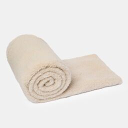 OHS Large Teddy Fleece Throw Blanket in Natural - Size: 150 cm x 200 cm - thumbnail 4