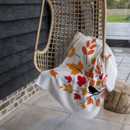 Benjamin Tate Design Autumn Bird On Branch Blanket in Natural - Size: 120 cm x 150 cm - thumbnail 4