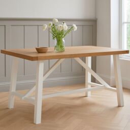 Orsina Natural Oak Dining Table, Sturdy Birch Wood Base Dining Table, Dining Table with Contrasting Appeal