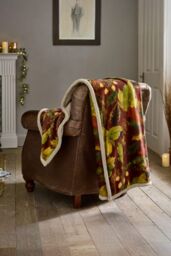 Deyongs Luxury Soft Cosy Warm Fleece Sherpa Throw Winter Leaves Rust 130x170cm - 1846 in Burnt Orange - Size: 130 cm x 170 cm