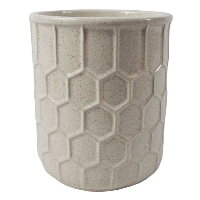 Leaf 16cm White Honeycomb Ceramic Planter - image 1