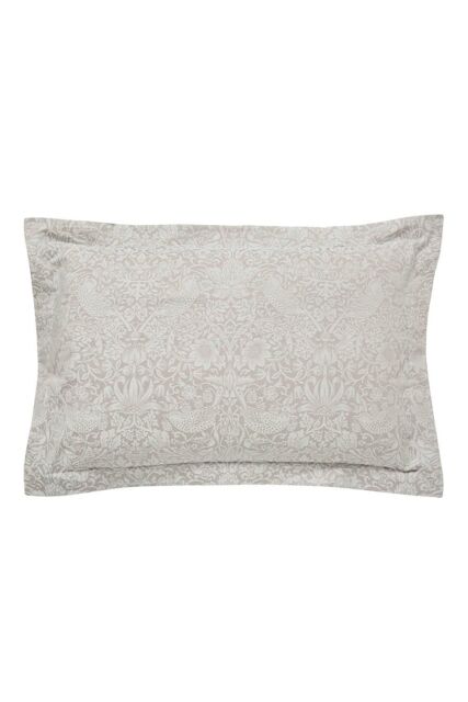 Morris & Co 'Pure Strawberry Thief' Oxford Pillowcase in Natural - image 1