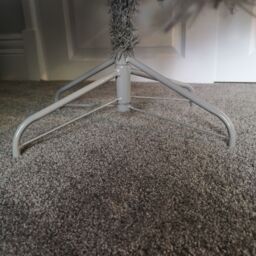 Samuel Alexander 6ft (180cm) Premier Snow Fir Grey PVC Christmas Tree with 587 Cashmere Tips - thumbnail 4