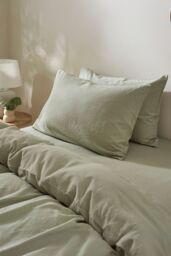 Martex Touch of Linen Housewife Pillowcase Pair in Pale Green - thumbnail 2