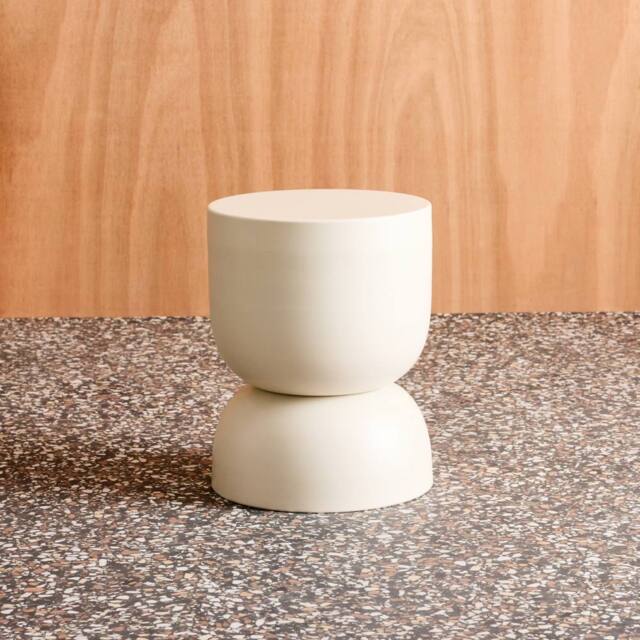sweeek Side table, end table, metal bedside table Ø32 x H42cm in Cream - image 1