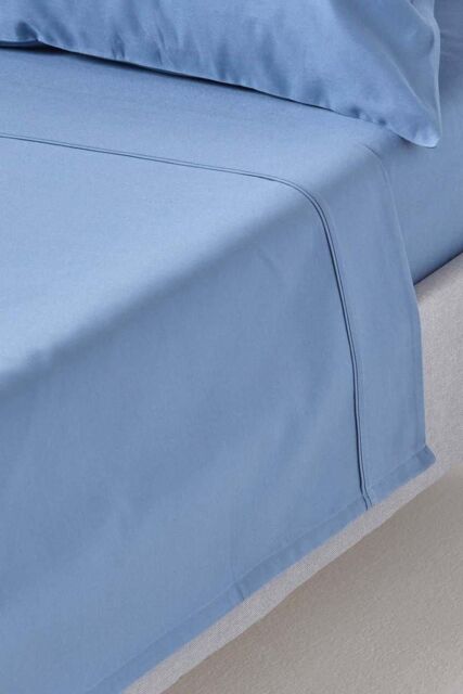 Homescapes Egyptian Cotton Flat Sheet 1000 Thread Count in Bright Blue - Size: Single Flat - image 1