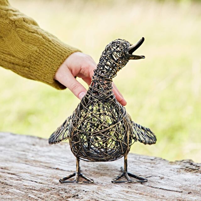 Paper High Janhvi the Small Quacking Duck Wire Garden Ornament in Bronze - image 1