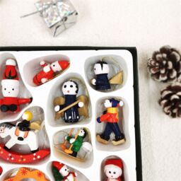 Leaper 24 Wooden Doll Christmas Tree Ornaments Hanging Decor in Red - thumbnail 4
