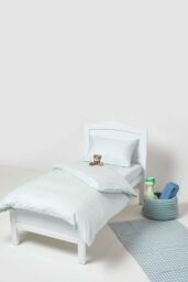 Homescapes Cotton Stripe Fitted Cot Sheets 330 Thread Count, 2 Pack in Blue - Size: Cot Bed - thumbnail 2
