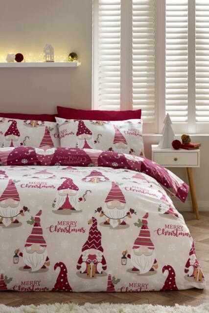 Catherine Lansfield Christmas Gonks Reversible Duvet Cover Set in Plum - Size: Double - image 1