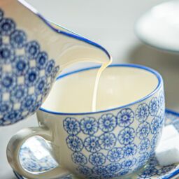 Nicola Spring 15 Piece Hand-Printed Tea Set in Navy - thumbnail 5