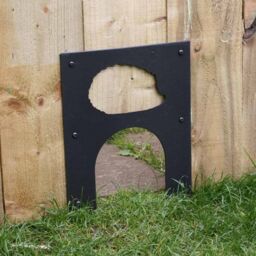Buttercup Farm Hedgehog Hole Plate - Polyethylene/Plastic - W23 x H26 cm in Black - thumbnail 3