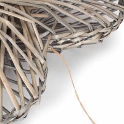 Red Hamper Wicker Heart Wreath Grey Wash Finish - thumbnail 2