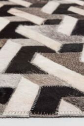 Homescapes Grey & Black Geometric Leather Rug, 90 x 150 cm - Size: 90 cm x 150 cm - thumbnail 4