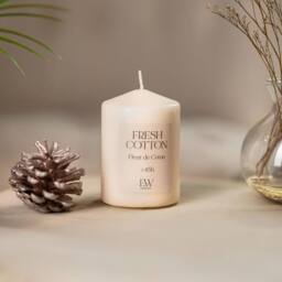 Marco Paul Small 30 Hour Burning Fresh Cotton Scented Candle in Cream - Size: 15 cm - thumbnail 4