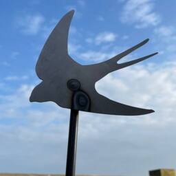 Poppyforge Swallow on 4 Feet Pole (Pack of 3) - W13 x H135 cm in Metallics - thumbnail 2