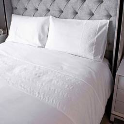 Voltico Pinsonic Quilted Duvet Cover Set Lime & White - Single, Double & King - thumbnail 2