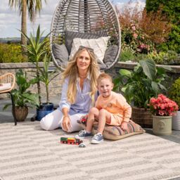 Kukoon Outdoor Garden Patio Rug Grey Beige Stripped Barbeque Area Camping Mat - Size: 80 cm x 150 cm - thumbnail 3