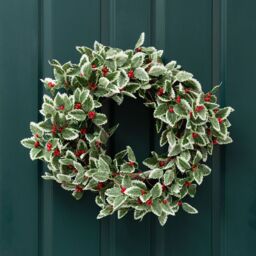 Scottish Everlastings Ltd 50cm Holly Wreath in Green - thumbnail 1
