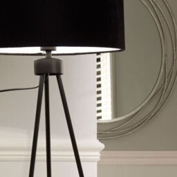 Ruma Minimalist Metal Tripod Floor Lamp For Living Room Black Shade - thumbnail 4