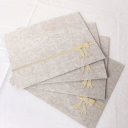 Melody Maison Set Of 4 Beige Rectangular Felt Placemat With Champagne Gold Bow - thumbnail 6