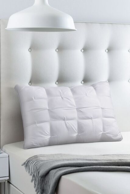Living and Home 800g Soft High Elasticity Twisted-Pleat Pillow in White - image 1