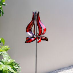 Primrose Metal Flutter Bulb Kinetic Wind Spinner in Red 65cm - thumbnail 4