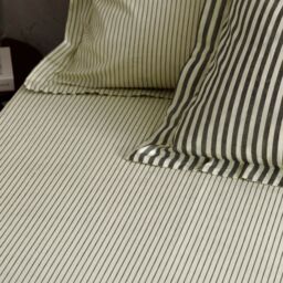 Yard Hebden Narrow Stripe 100% Cotton Fitted Sheet in Cream - Size: Super King Fitted - thumbnail 2