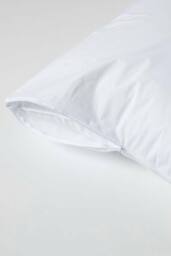 Homescapes Waterproof Pillow Protectors Standard Size, Pack of 4 in White - thumbnail 4