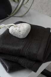 Catherine Lansfield 'Zero Twist' Face Cloth Pair in Charcoal - thumbnail 1