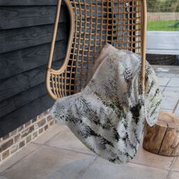 Benjamin Tate Design Beautifully White Blanket in Natural - Size: 120 cm x 150 cm - thumbnail 4
