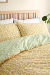 Fusion 'Retro Daisy Floral' Easy Care Duvet Cover Set in Yellow - Size: King - thumbnail 2