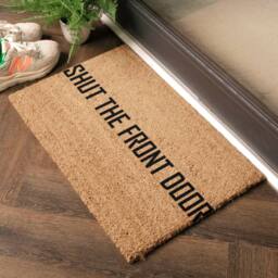 Artsy Mats Funny Shut The Front Door Doormat in Black - Size: 40 cm x 60 cm - thumbnail 3