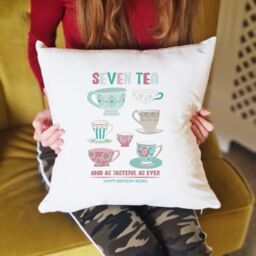 Afewhometruths Personalised 70th Birthday Gift Cushion for Tea Lover in White - Size: 40 cm x 40 cm