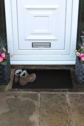 JVL Orion Scraper Rubber Pin Doormat 45x75cm in Black - Size: 45 cm x 75 cm - thumbnail 2