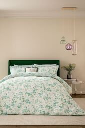 V&A 'Briar Bloom' Cotton Duvet Cover Set in Green - Size: Single - thumbnail 1